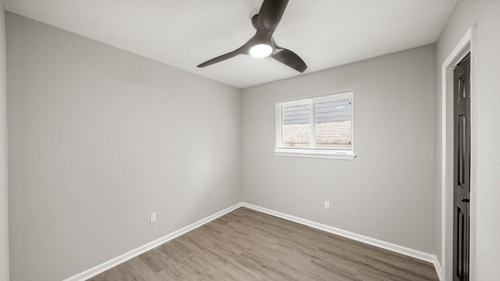 11330 Murr Way - Photo 15