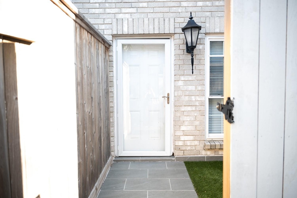 4001 Tanglewilde Street - Photo 2
