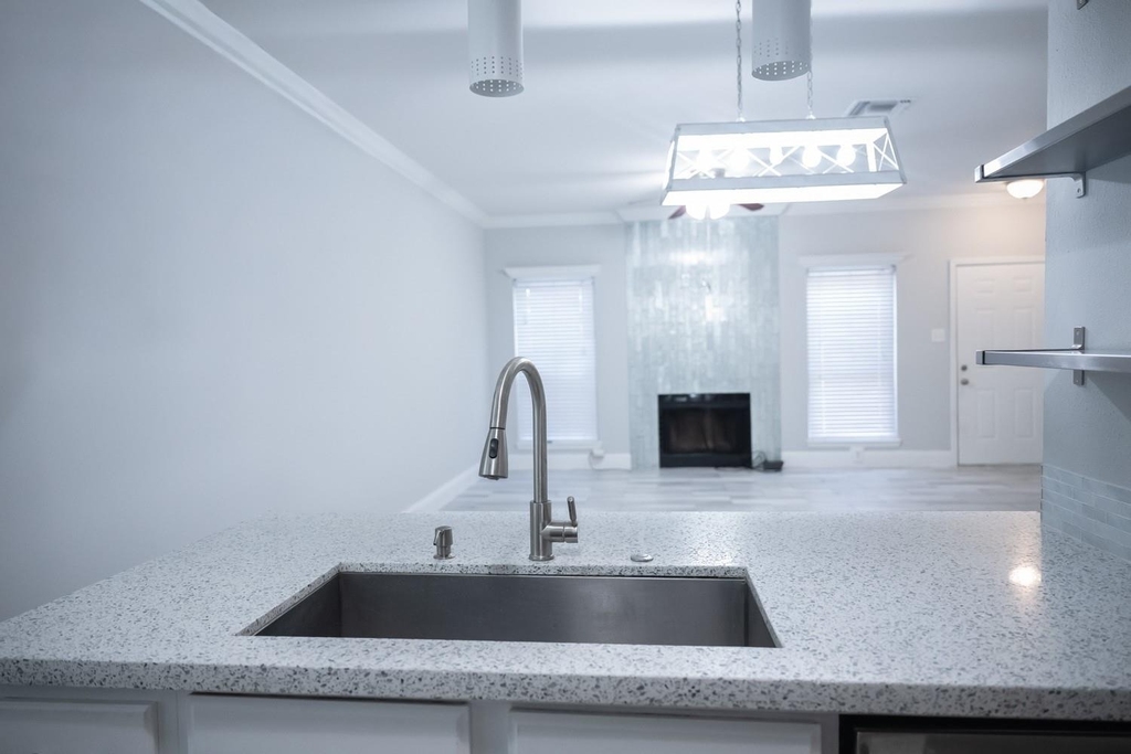 4001 Tanglewilde Street - Photo 13