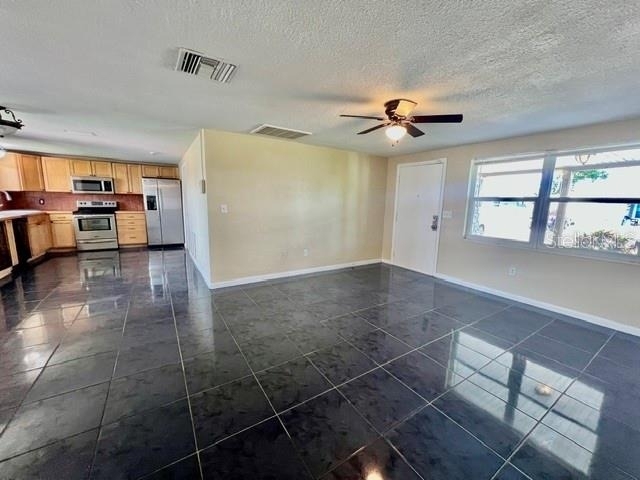 3916 Cedarwood Drive - Photo 7