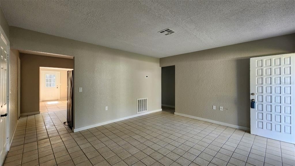 7919 Grand Boulevard - Photo 3