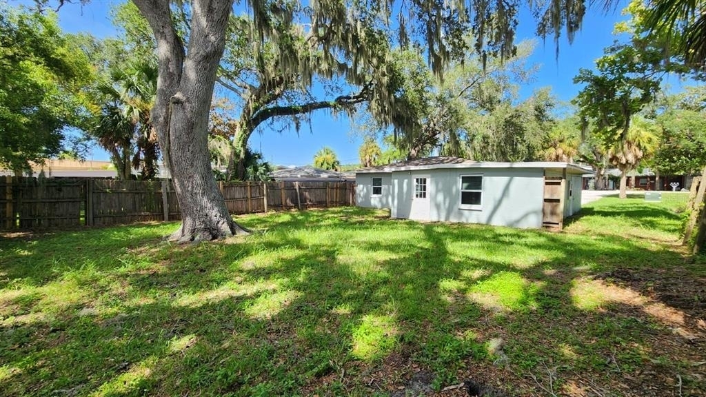 7919 Grand Boulevard - Photo 31