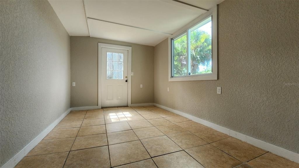 7919 Grand Boulevard - Photo 19