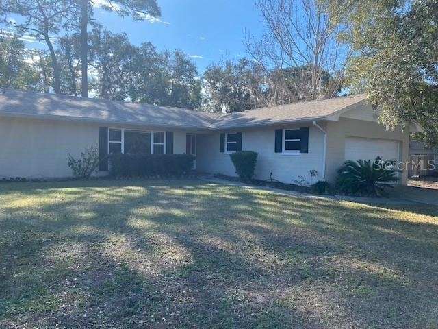 612 Lake Drive - Photo 1