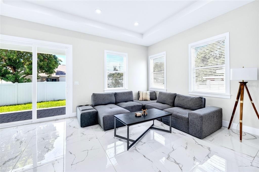 4020 W Arch Street - Photo 11
