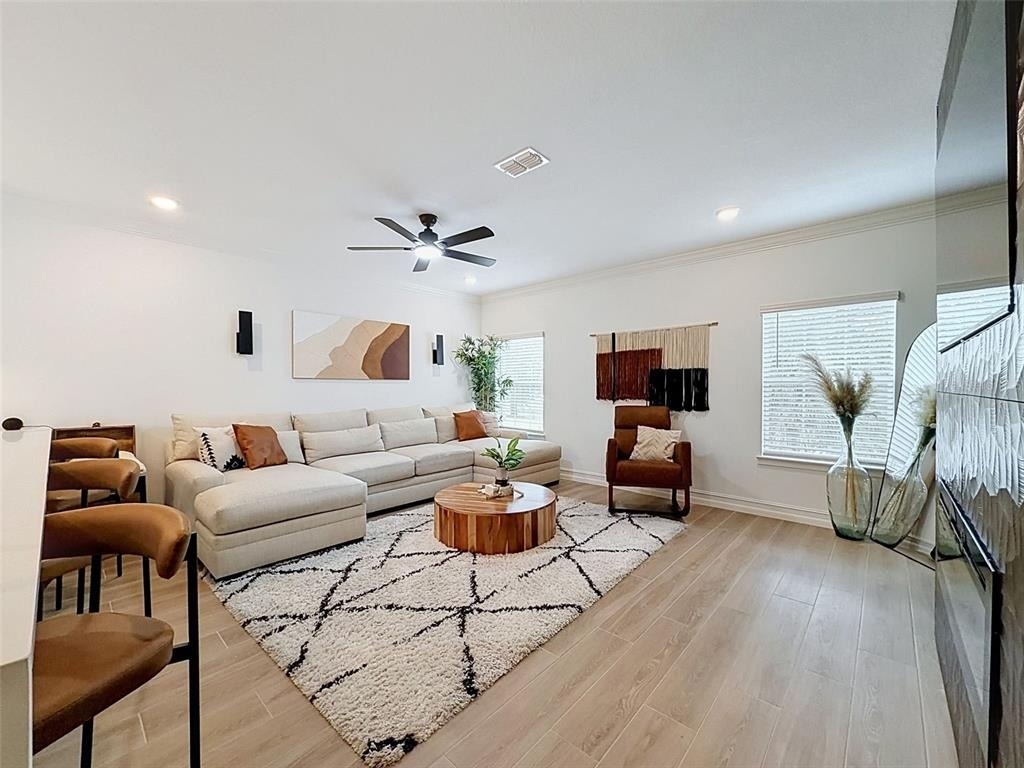 1511 W Chestnut Street - Photo 6