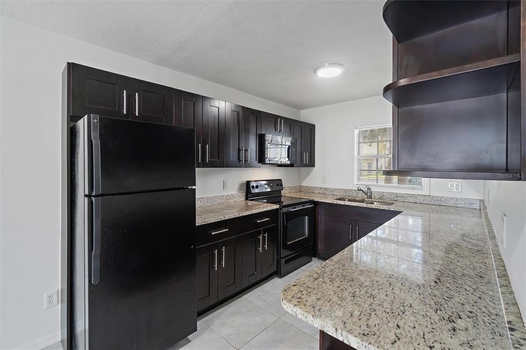 165 Pompano Dr Se - Photo 9