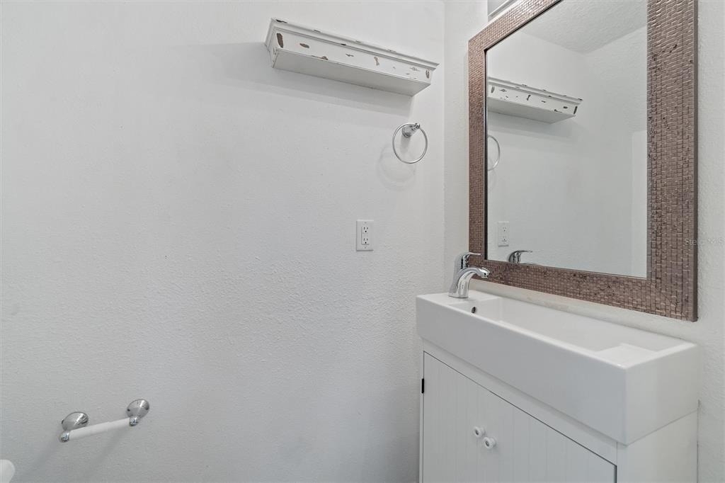 165 Pompano Dr Se - Photo 13