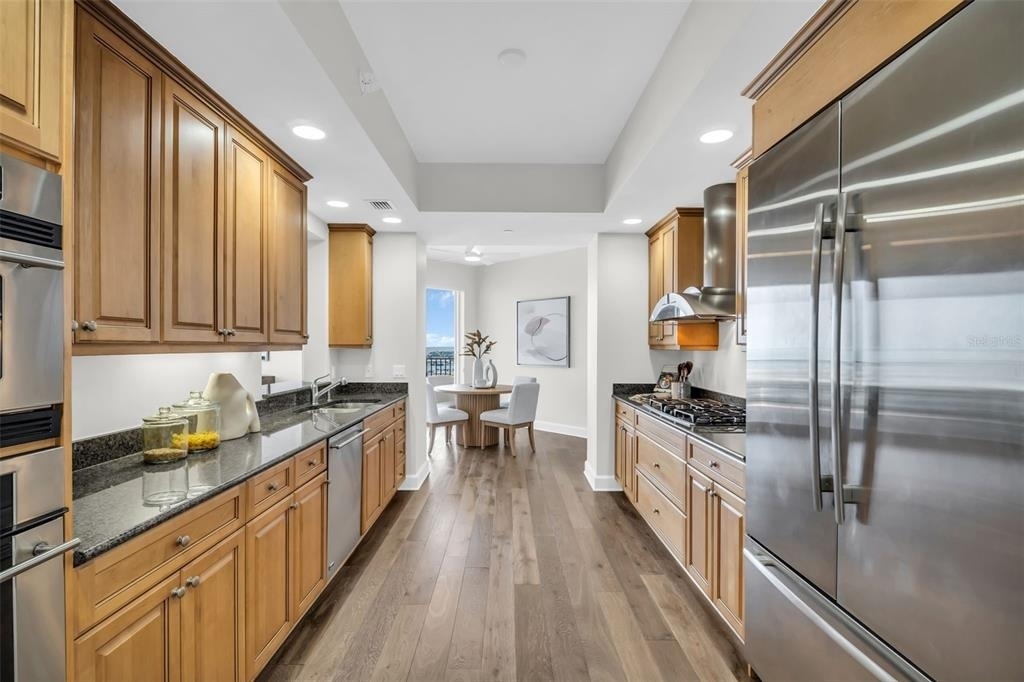 300 Beach Drive Ne - Photo 18