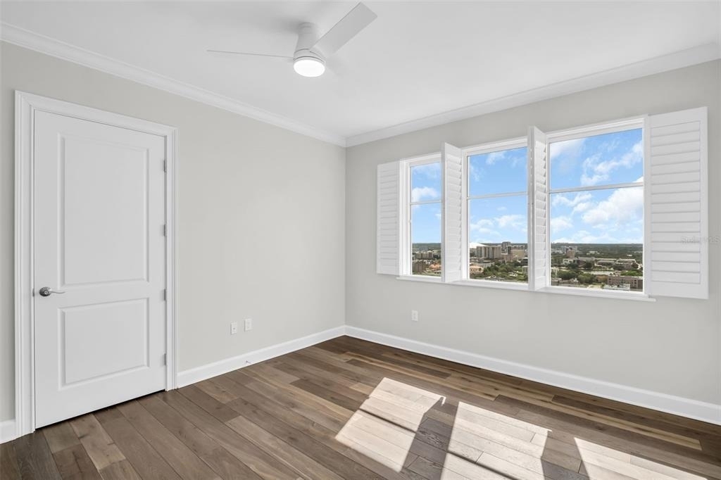 300 Beach Drive Ne - Photo 33
