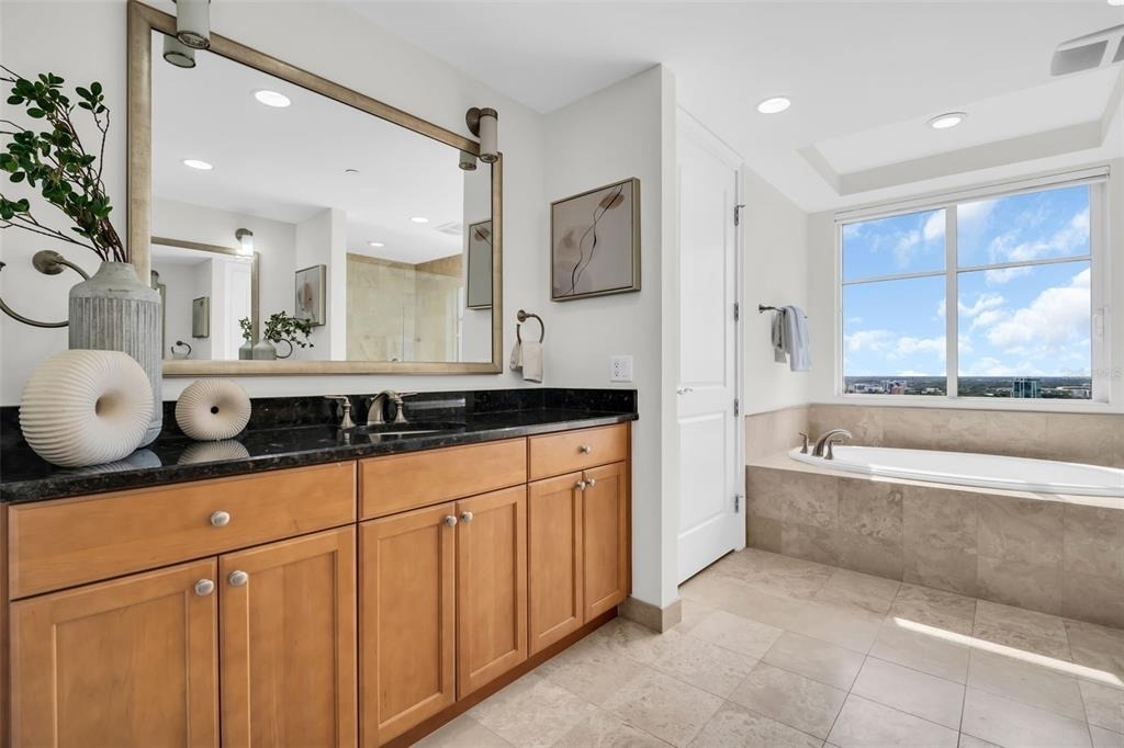 300 Beach Drive Ne - Photo 29