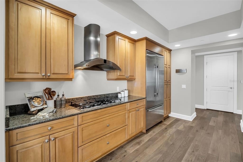 300 Beach Drive Ne - Photo 14