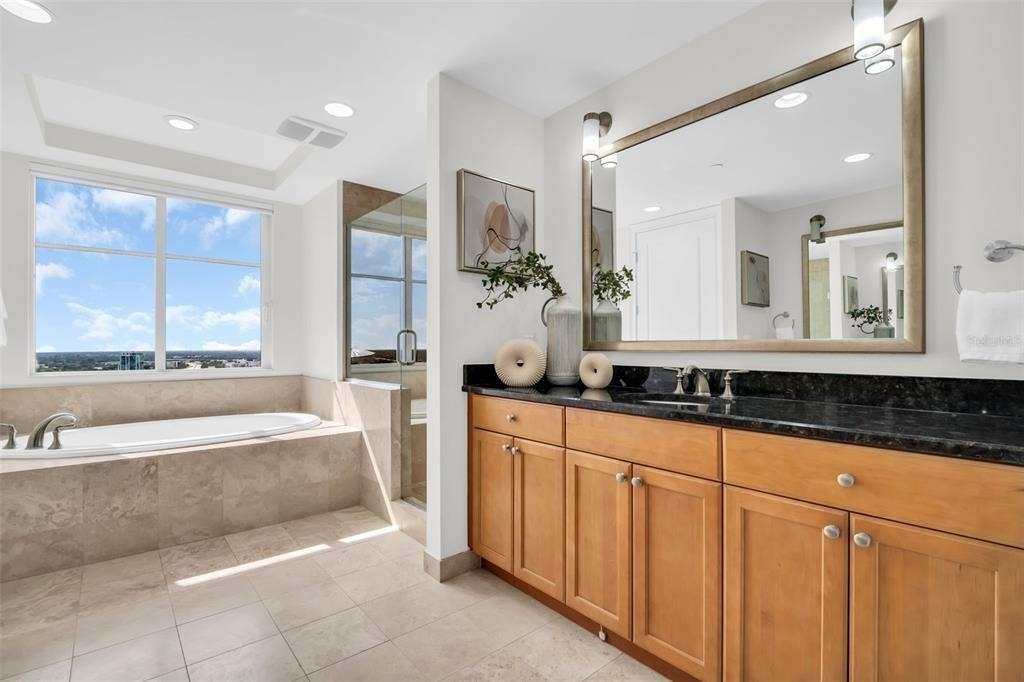 300 Beach Drive Ne - Photo 28