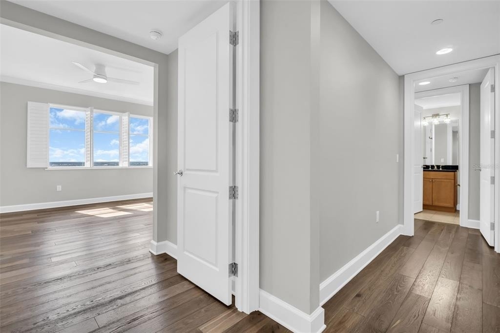 300 Beach Drive Ne - Photo 32