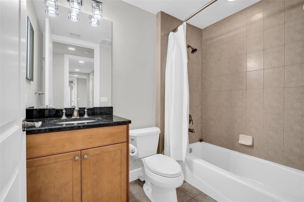 300 Beach Drive Ne - Photo 19