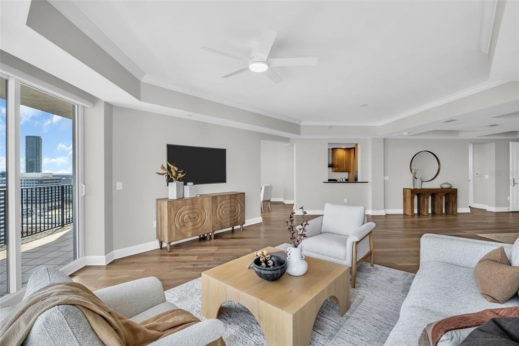 300 Beach Drive Ne - Photo 5