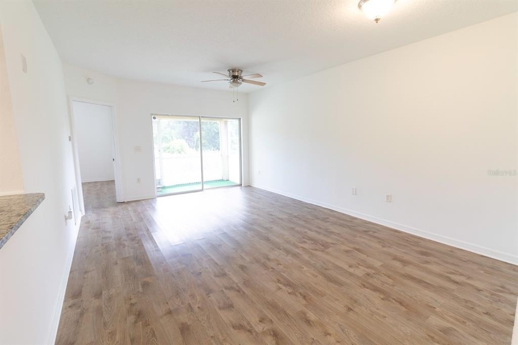 9510 Newdale Way - Photo 4