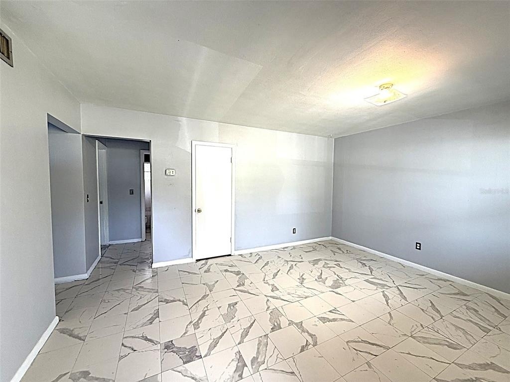 105 Hill Circle - Photo 2