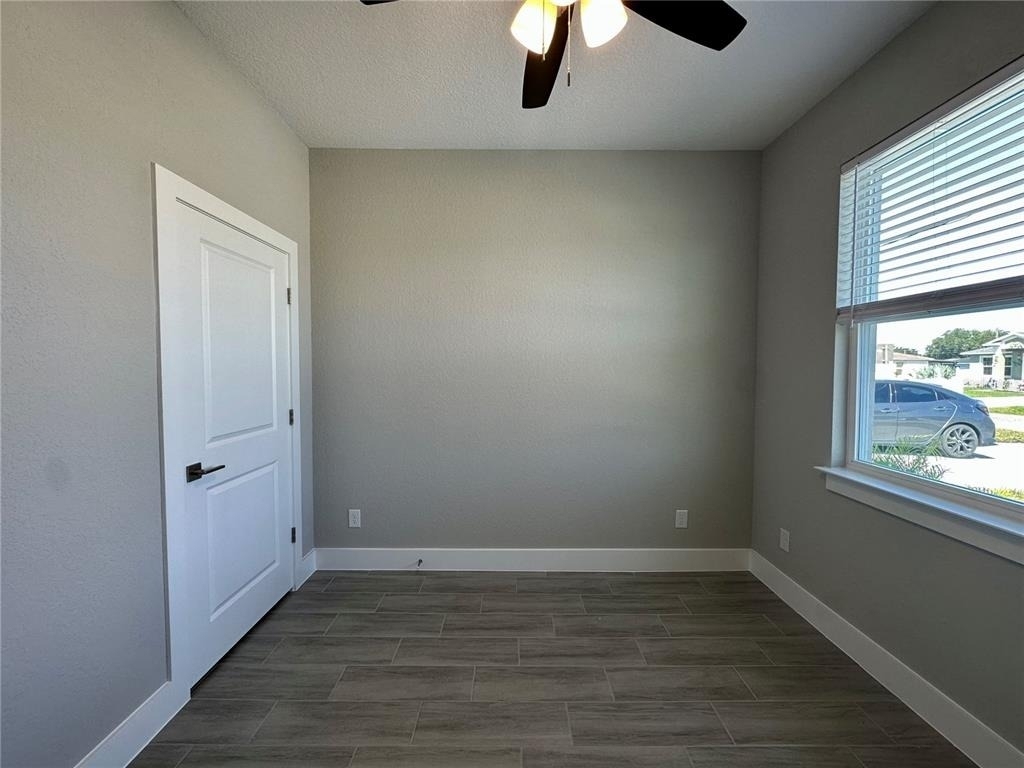 547 Albatross Drive - Photo 17