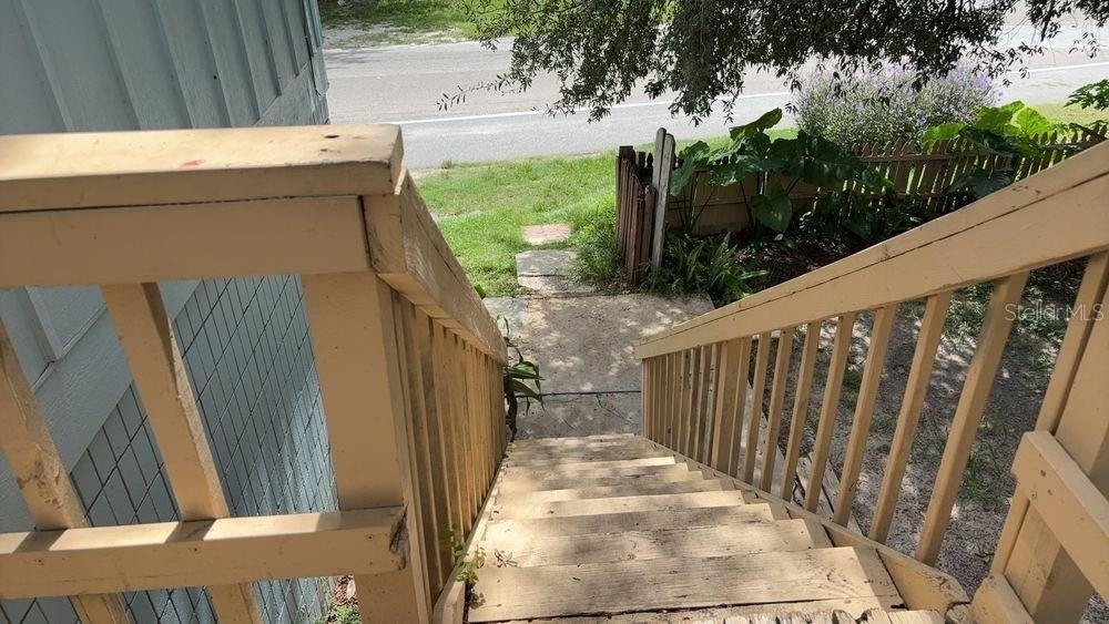 2404 Sw 31 Place - Photo 1