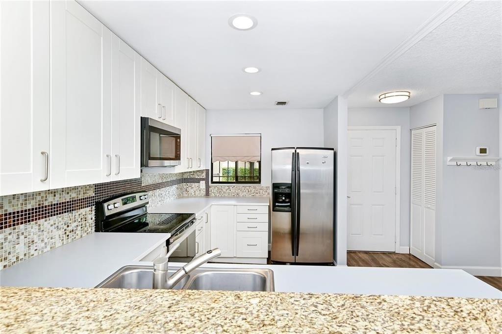 2300 Barbados Drive - Photo 8