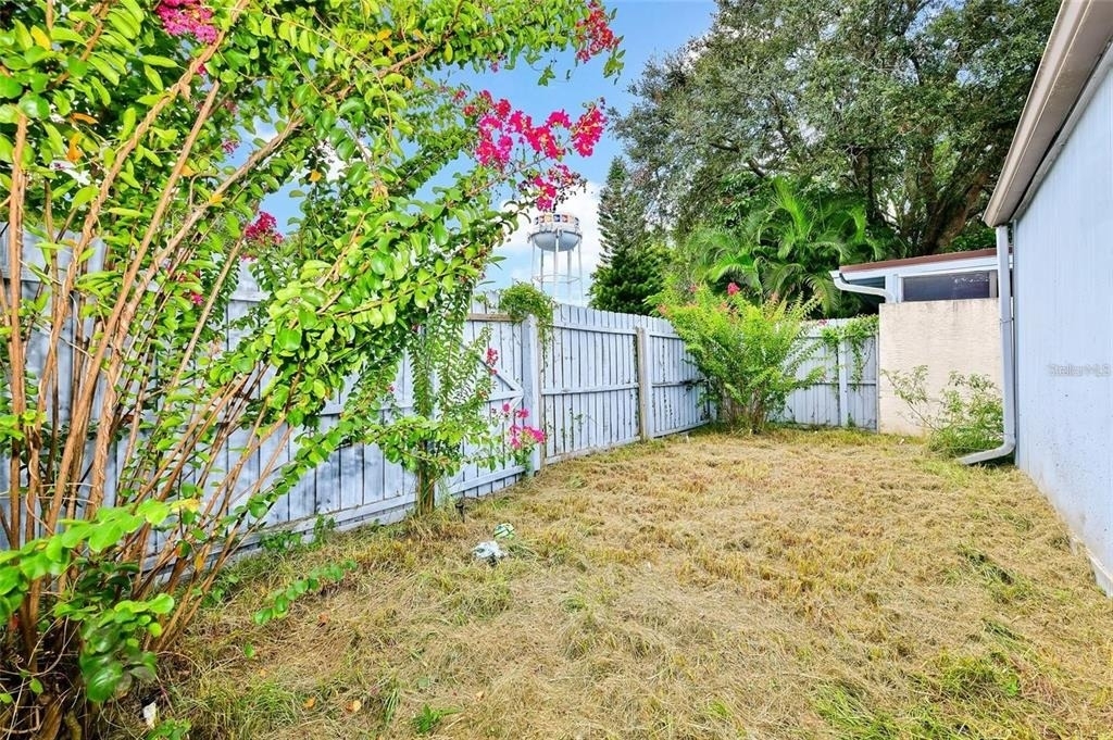 2300 Barbados Drive - Photo 28