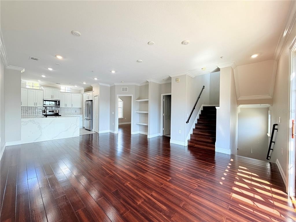 6117 Metrowest Boulevard - Photo 2