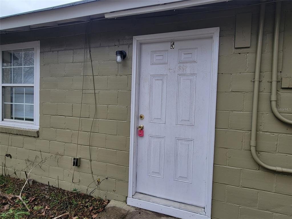 455 Pursley Street - Photo 0