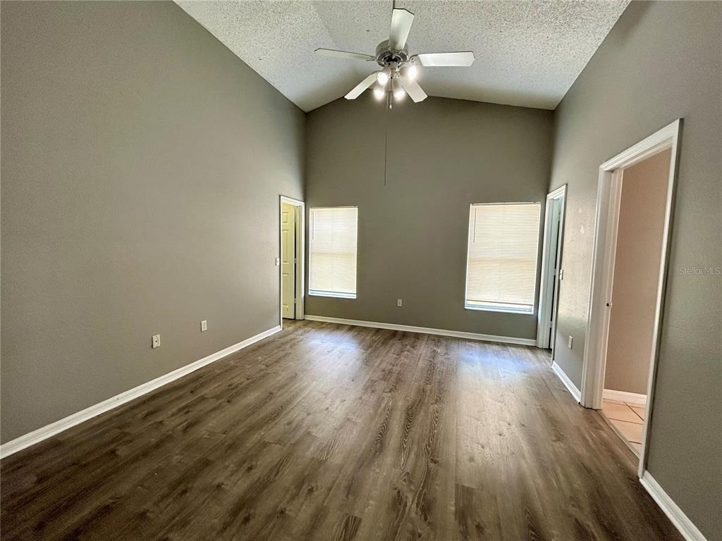 138 Sir Phillips Drive - Photo 4