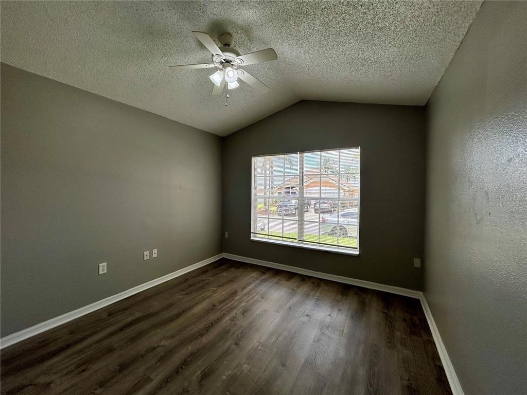 138 Sir Phillips Drive - Photo 10