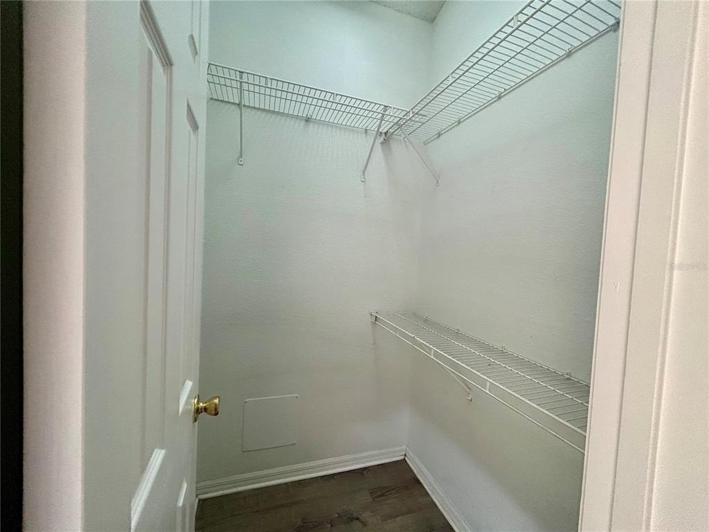 138 Sir Phillips Drive - Photo 6