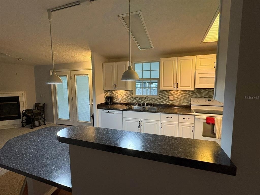 9147 Samaritan Avenue - Photo 19