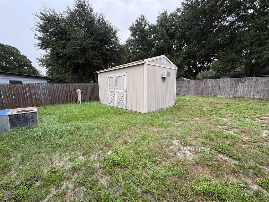 9147 Samaritan Avenue - Photo 6