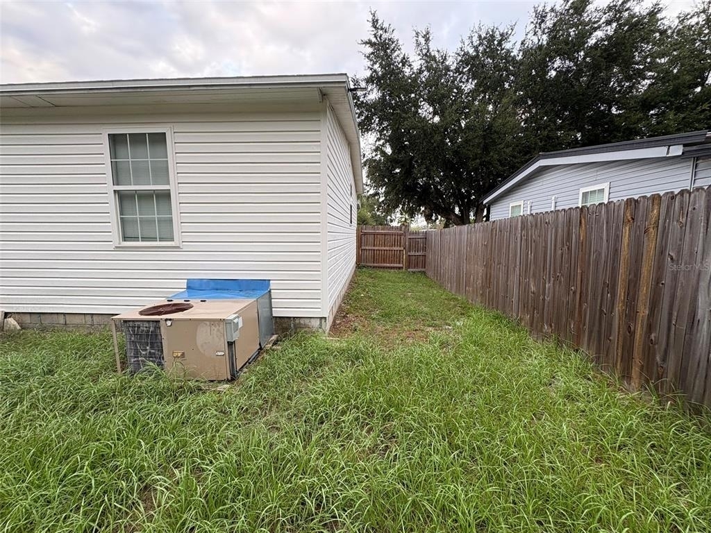 9147 Samaritan Avenue - Photo 5