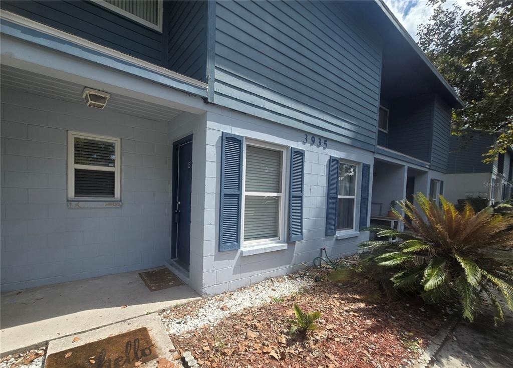 3935 Sw 26th Terrace - Photo 1