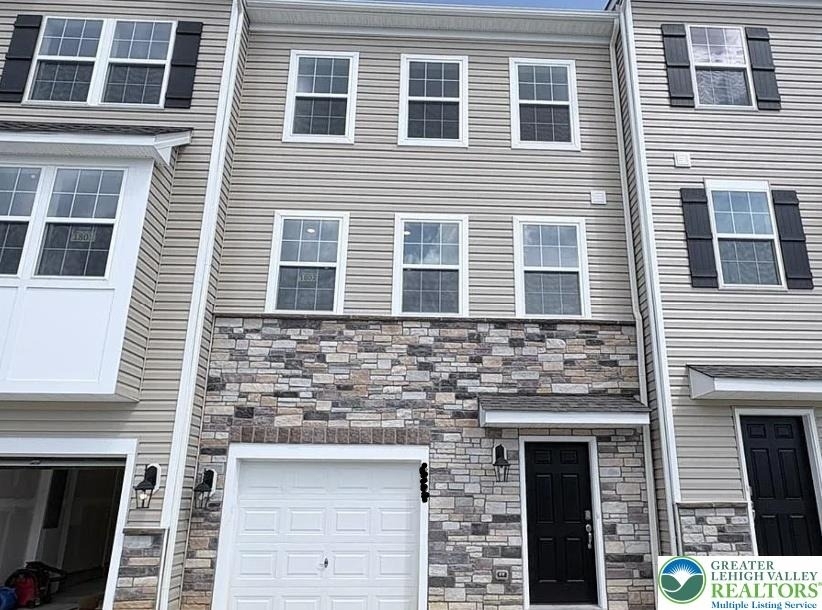 8342 Alexander Court - Photo 0