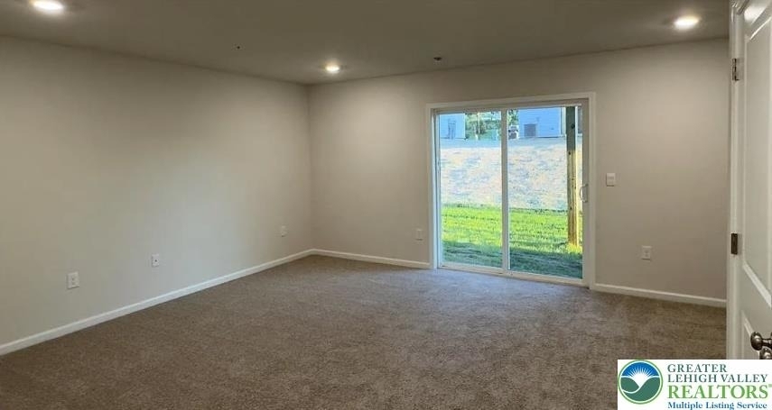 8342 Alexander Court - Photo 3