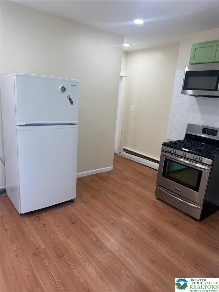 131 Grove Street - Photo 3
