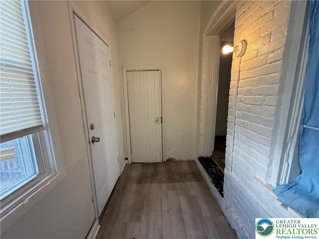 525 Elliger Street - Photo 13
