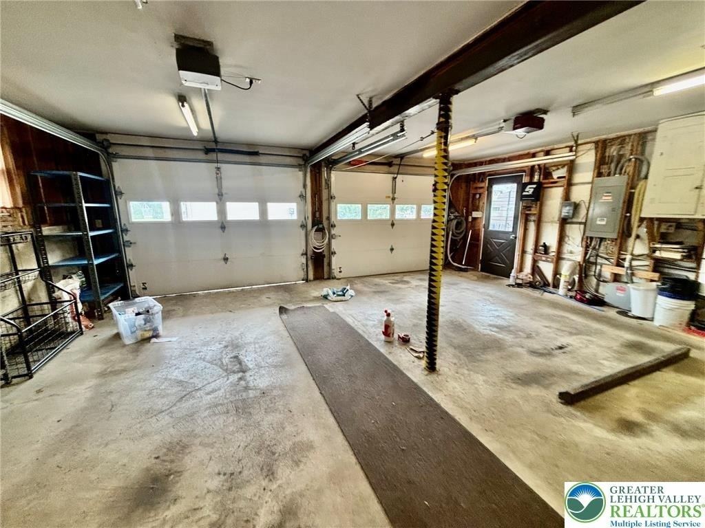 8740 Breiningsville - Photo 24