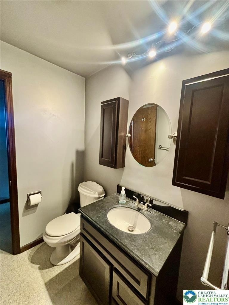 8740 Breiningsville - Photo 15