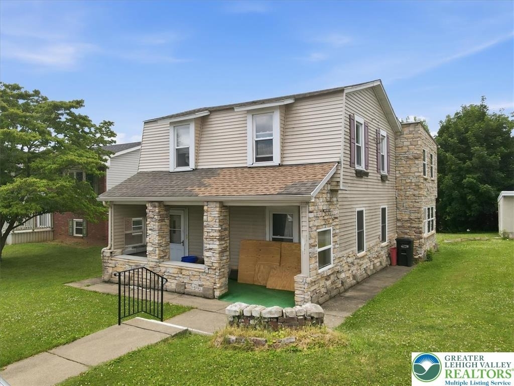 1839 6th Street - Photo 2