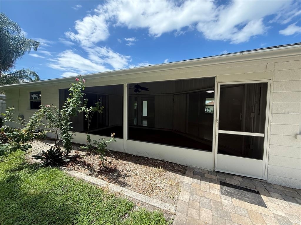 8735 Dunmore Drive - Photo 24