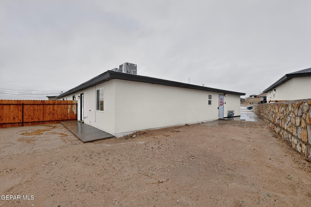 1483 O Sullivan Drive - Photo 31
