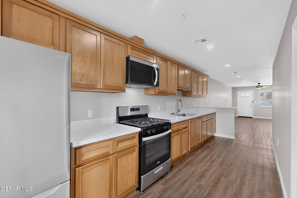 1483 O Sullivan Drive - Photo 13