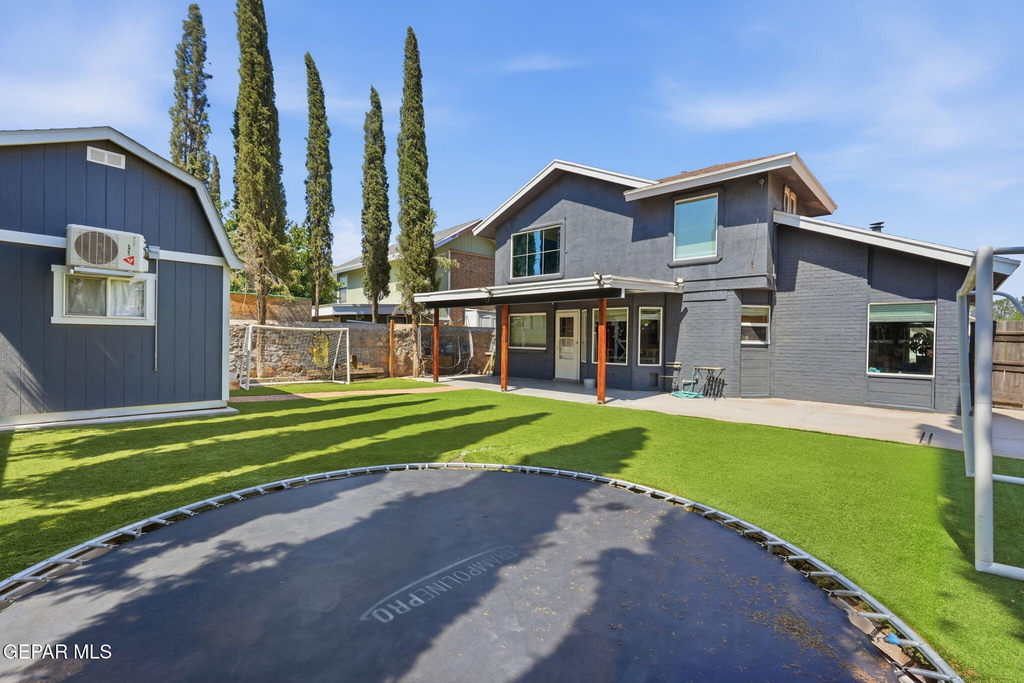 2437 Fletcher Place - Photo 40
