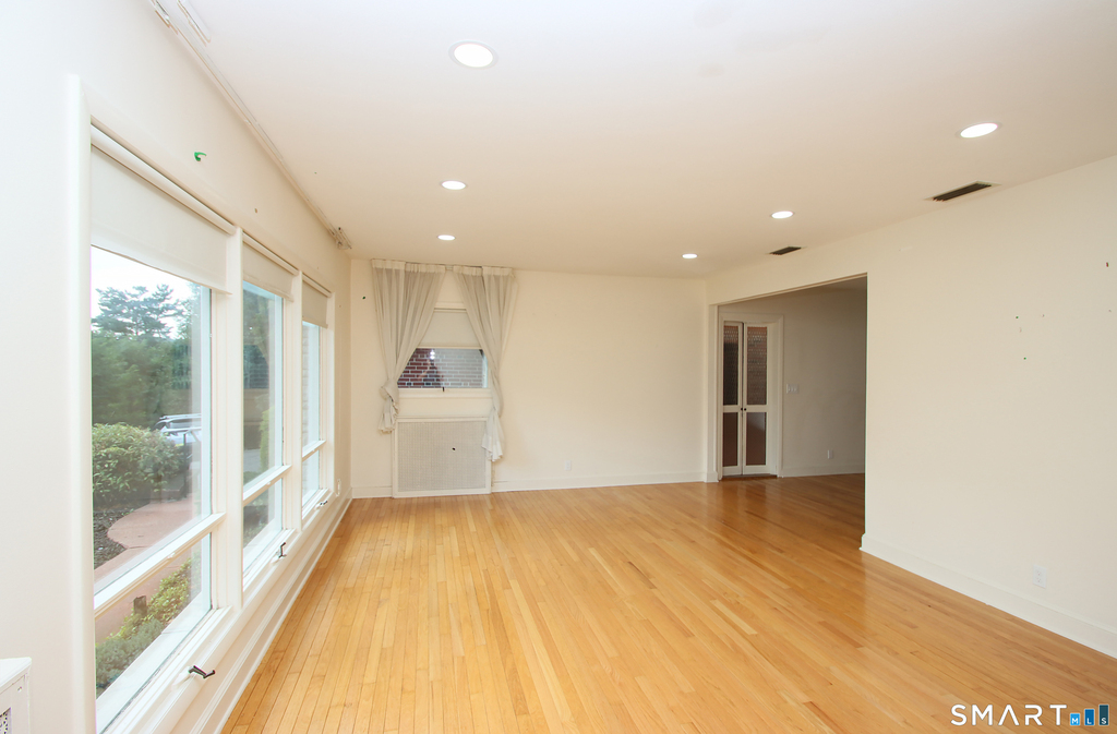 85 Center Street - Photo 2