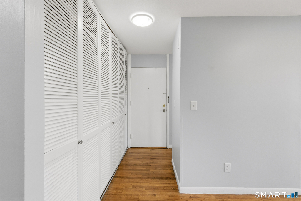 492 Fountain Street - Photo 3
