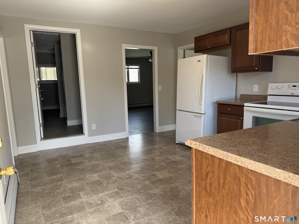 93 Cliff Street - Photo 3
