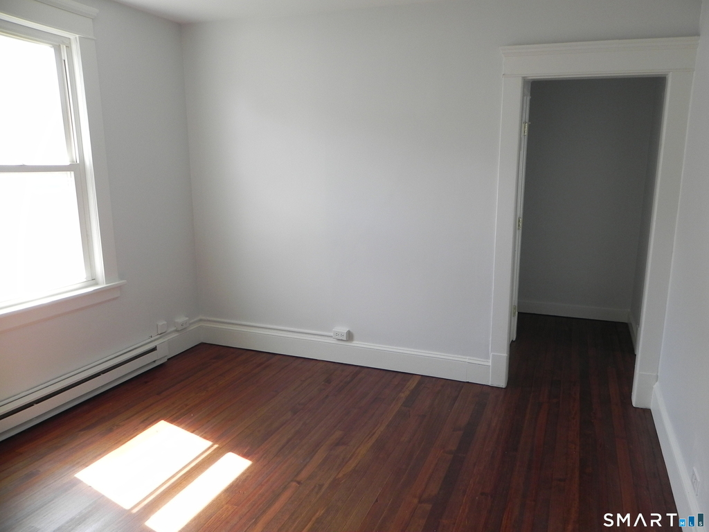 67 Fairfield Avenue - Photo 3